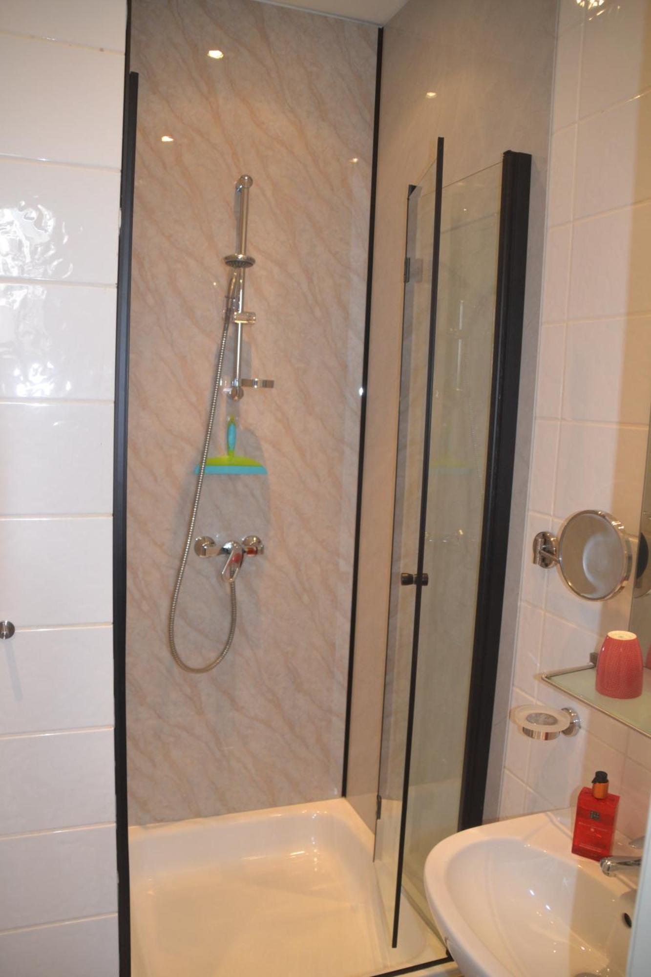 Ter Thuyne Bed & Breakfast Ипер Екстериор снимка